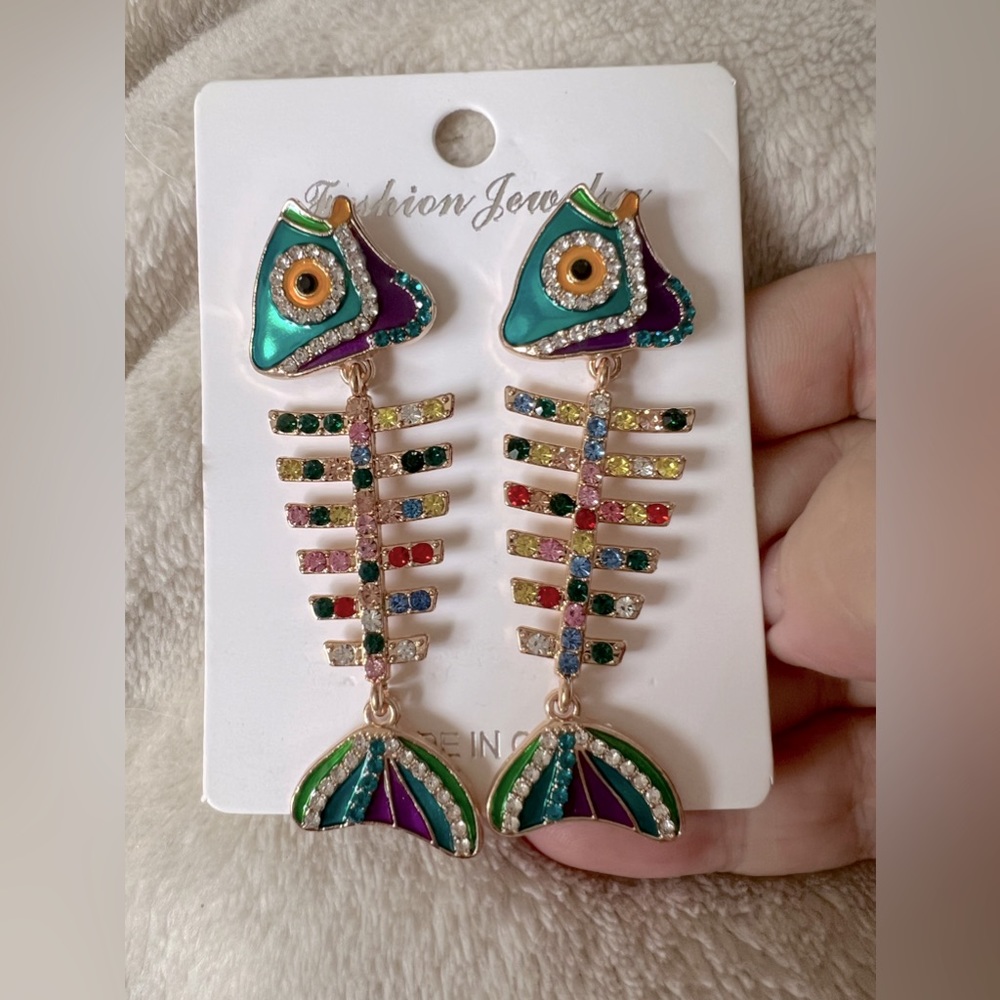 Fishbone Multicolored Rhinestone Earrings!